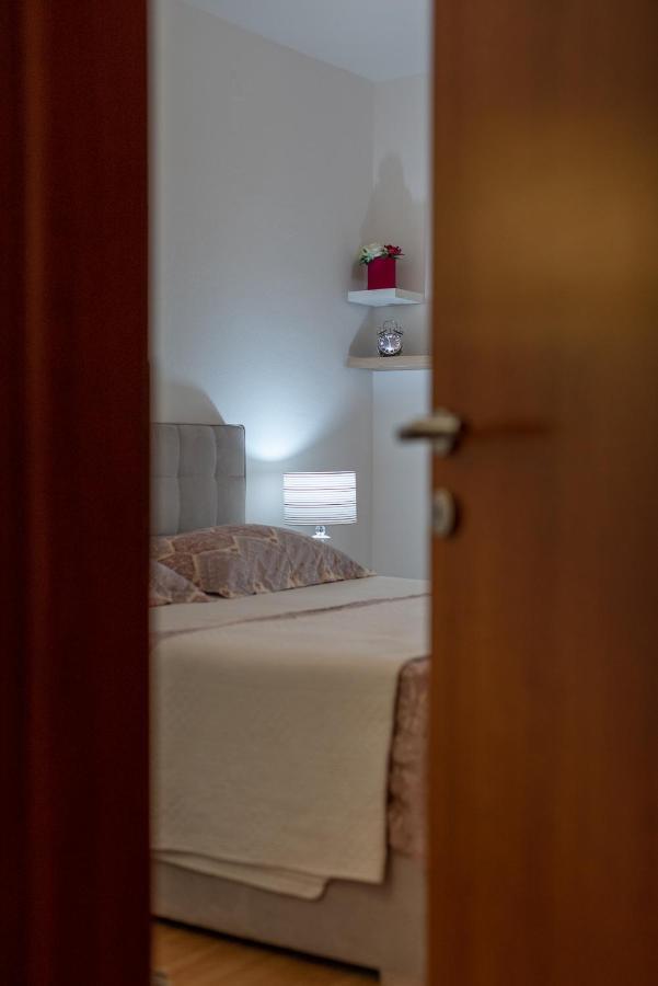 טרוגיר Apartments Fani מראה חיצוני תמונה