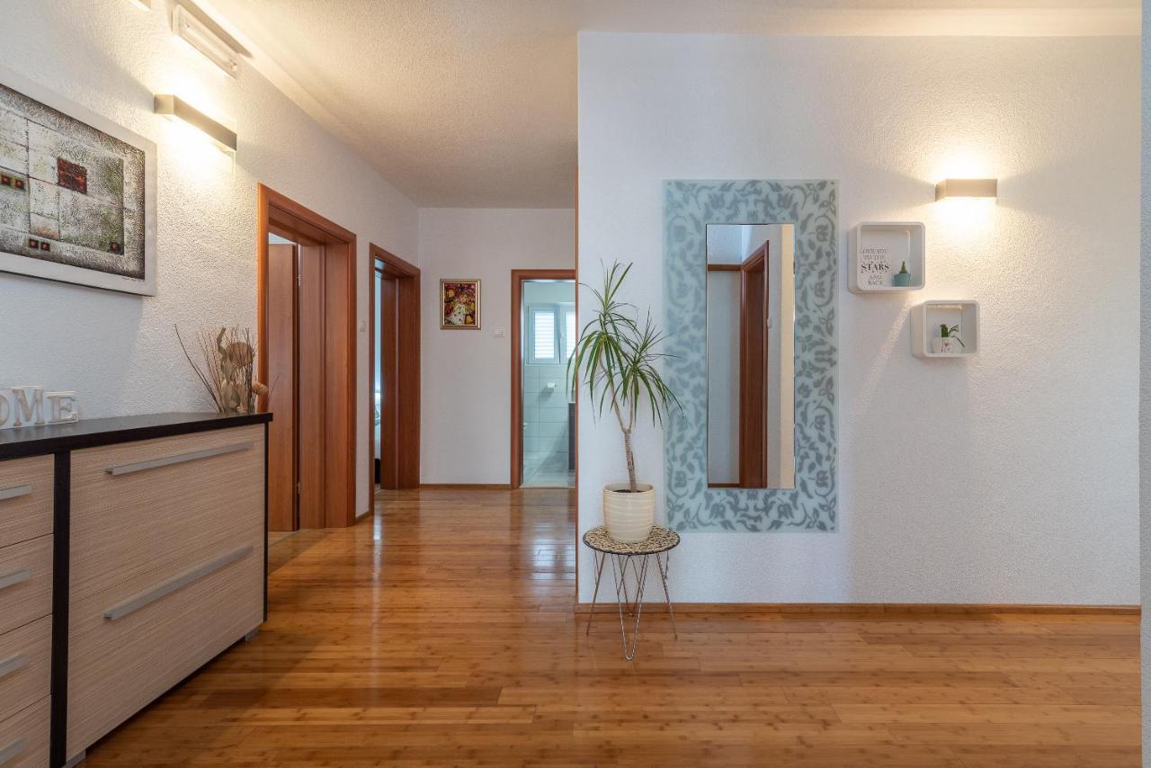 טרוגיר Apartments Fani מראה חיצוני תמונה