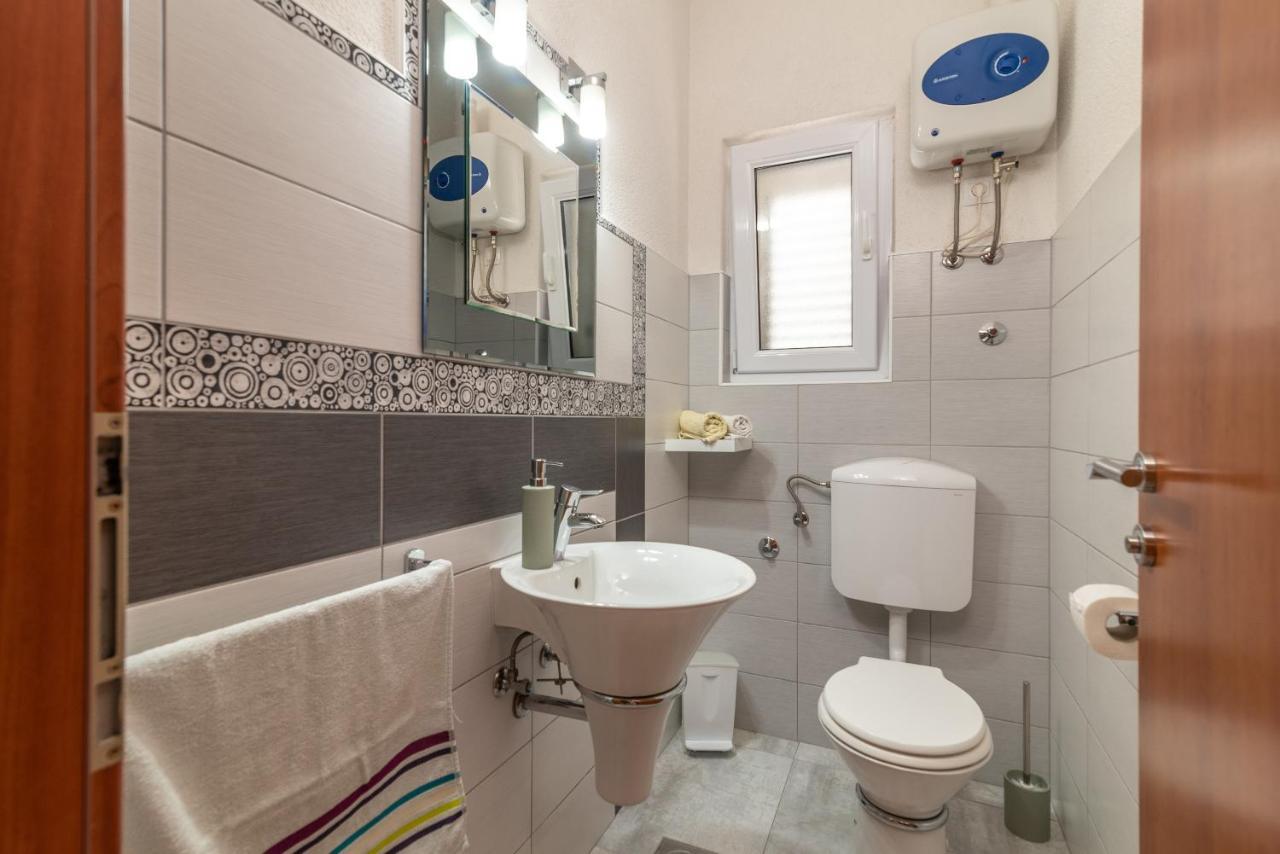 טרוגיר Apartments Fani מראה חיצוני תמונה