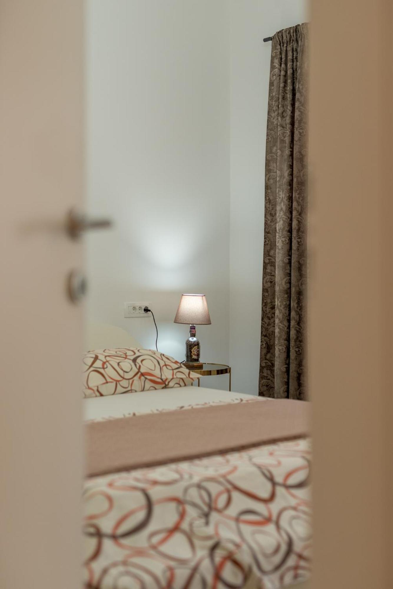 טרוגיר Apartments Fani מראה חיצוני תמונה