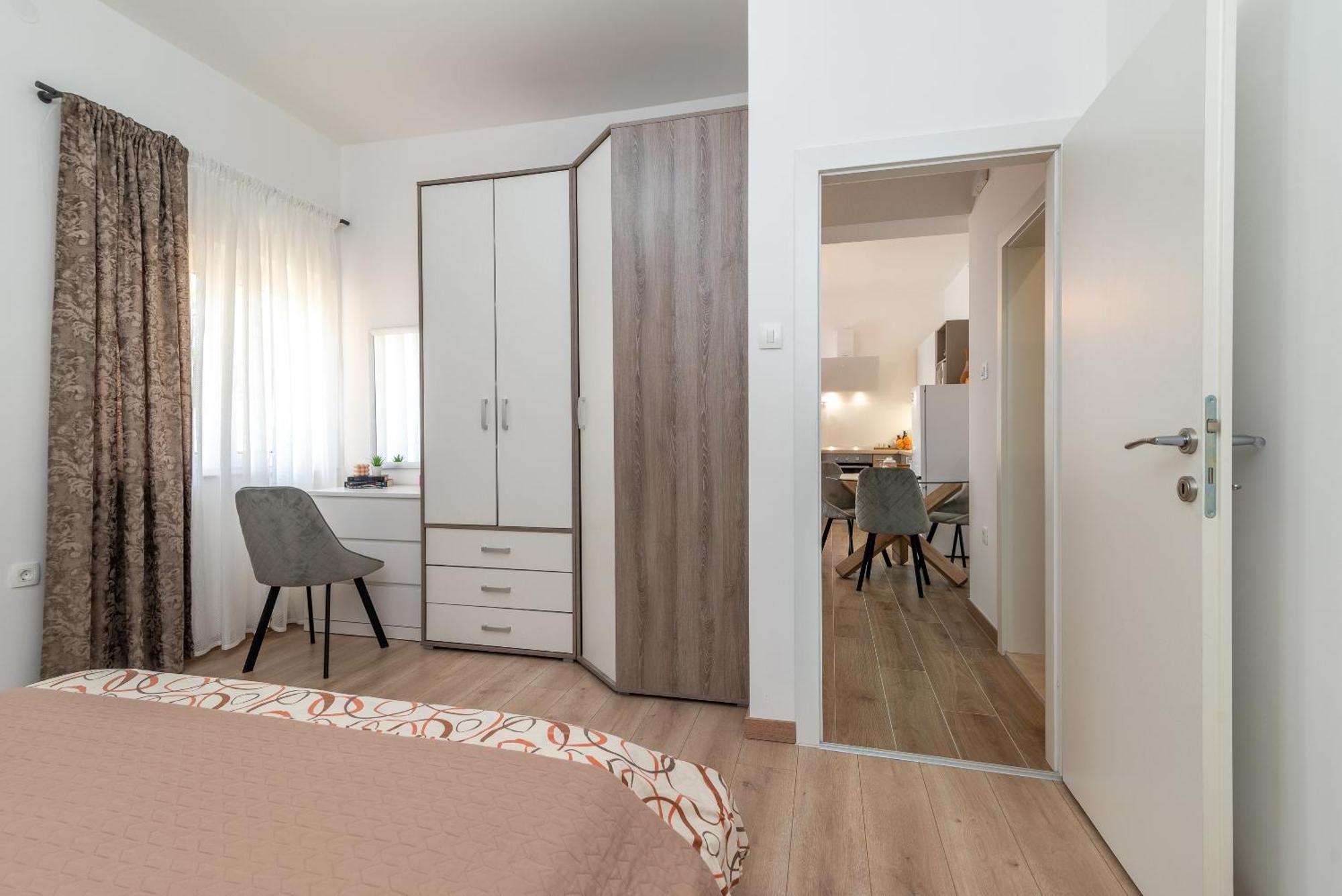טרוגיר Apartments Fani מראה חיצוני תמונה