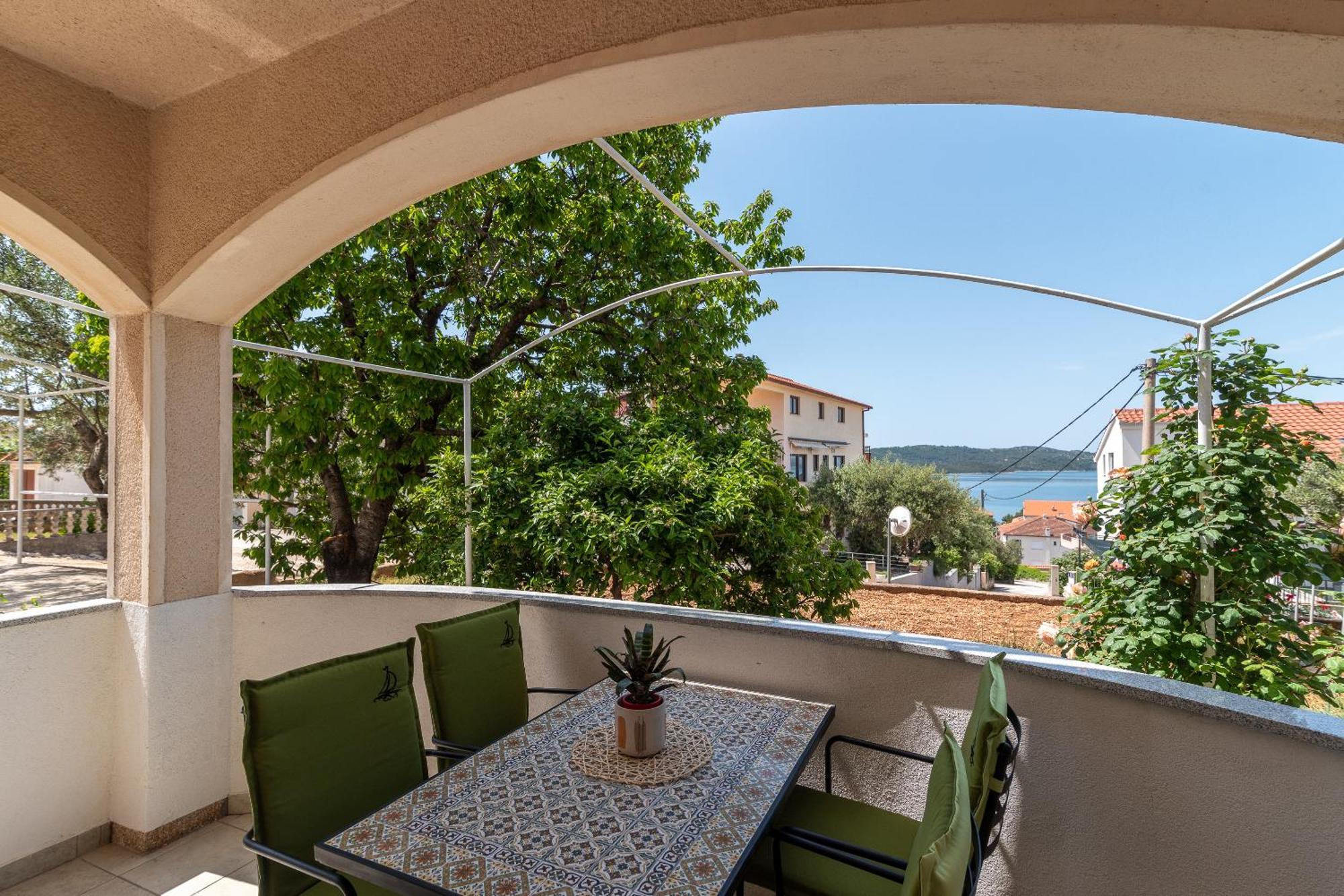 טרוגיר Apartments Fani מראה חיצוני תמונה